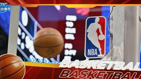 英格兰球迷热切期待梅努：阿莫林透露，若条件适宜，他将大胆启用这位新星！