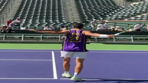 丁威迪谈东眉交易：观点各异可，但请尊重浓眉价值